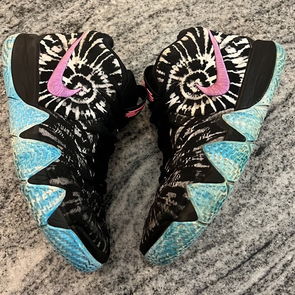 NIKE KYRIE 4 ALL STAR BASKETBALL SNEAKERS SZ 7Y - Picture 4 of 10